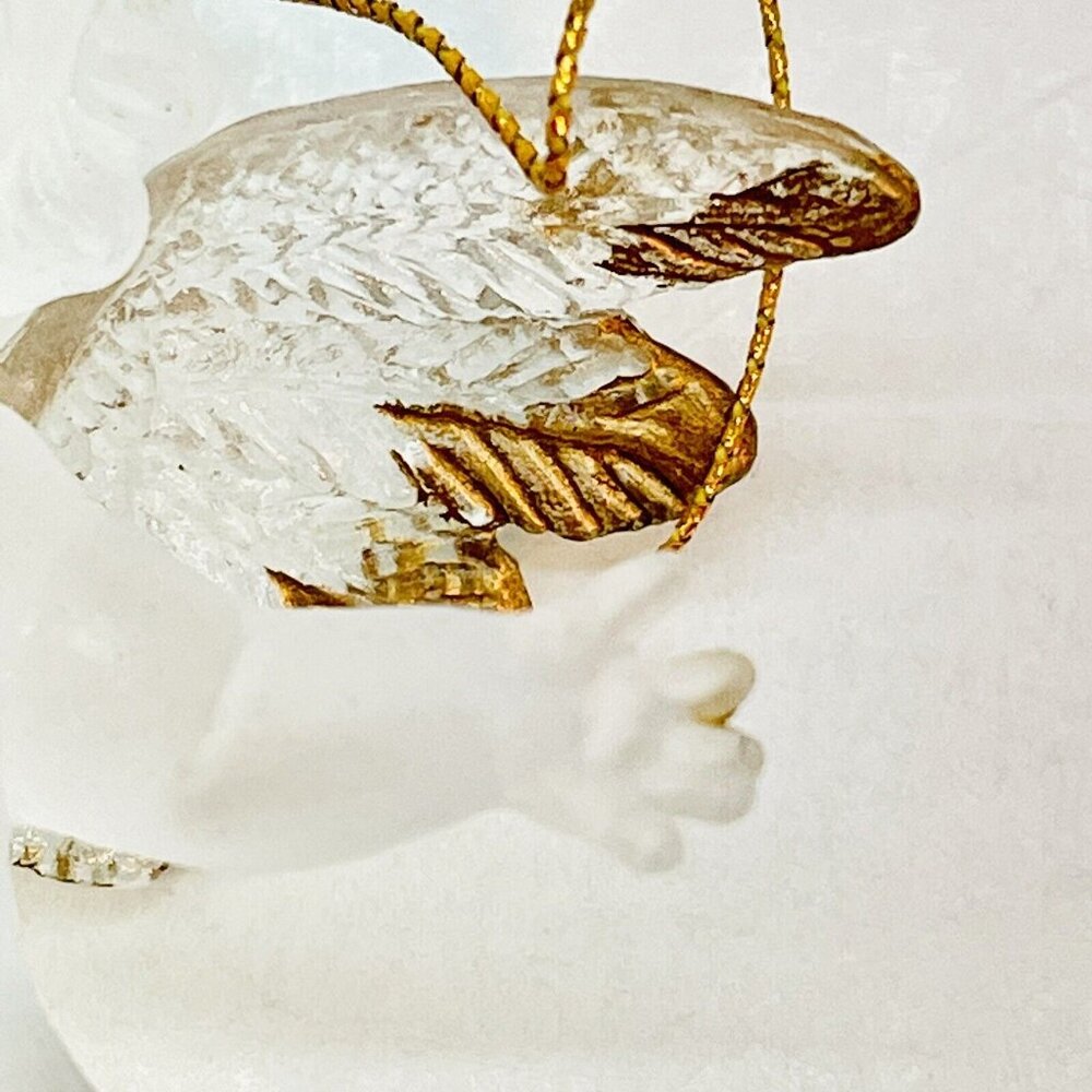 Vintage Christmas Tree Ornament Flying Angel Cherub Hand Painted Gold Wings 2.5" - Picture 9 of 11